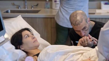 Kourtney Kardashian shows baby plans with Travis Barker